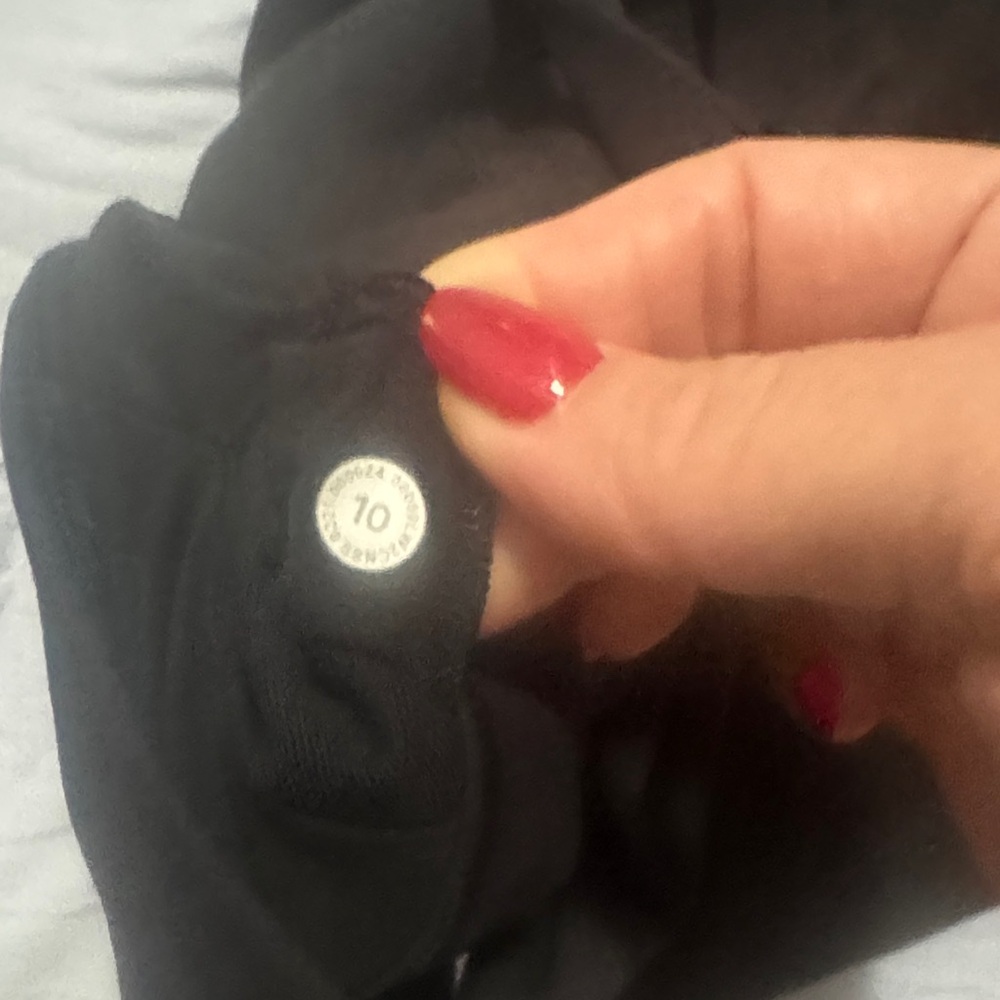 lululemon athletica Black Sports Bra - Picture 3 of 3